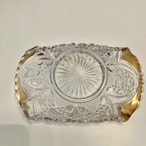 vintage FOLDED CLEAR ORNATE GLASS GOLD TRIM & AMBERINA CARNIVAL GLASS DISHES - Picture 5 of 7